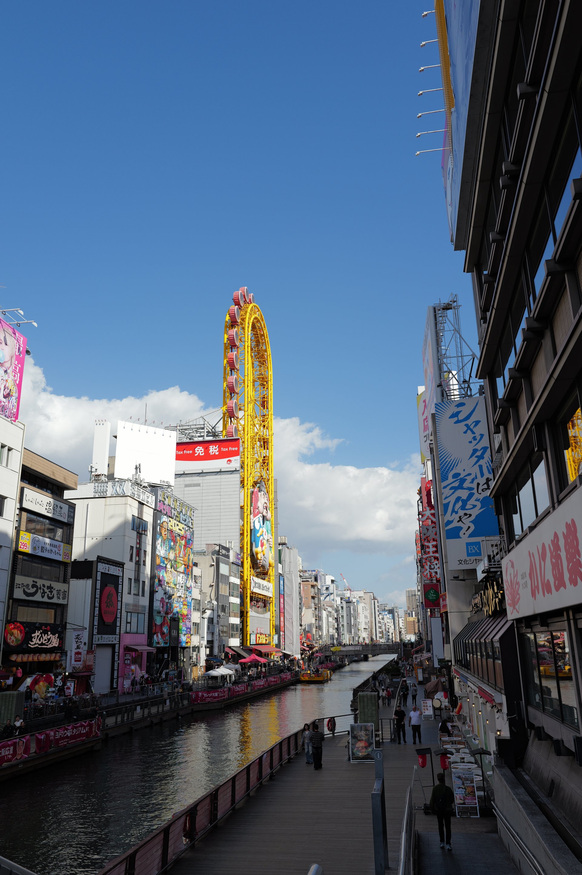 ドンキホーテのどデカい観覧車は大阪の新しいシンボル